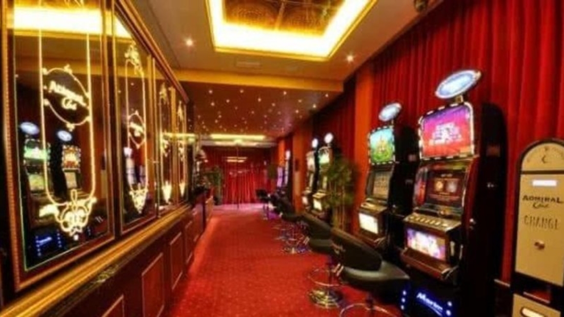 realz-realz-casino.jpg